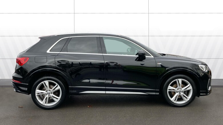 Audi Q3 35 TDI S Line 5dr S Tronic Diesel Estate